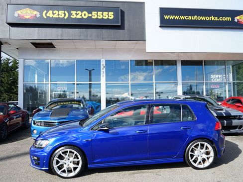 Used 2015 Volkswagen Golf R 4-Door image 2