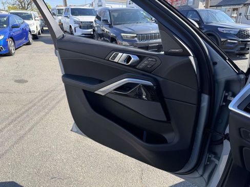 Used 2026 BMW X6 xDrive40i w/ Climate Comfort Package AWD/4WD image 23