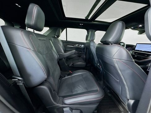 Used 2025 Ford Explorer ST w/ Sun And Sound Package image 30