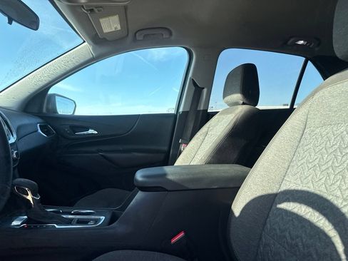 Used 2023 Chevrolet Equinox LT FWD image 35