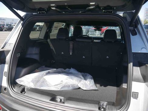 New 2026 Jeep Cherokee Limited AWD/4WD image 8