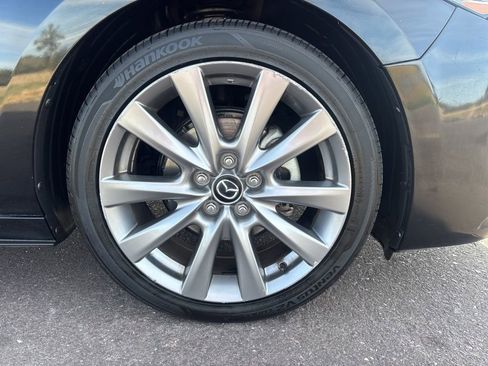 Used 2021 MAZDA MAZDA3 s FWD image 28