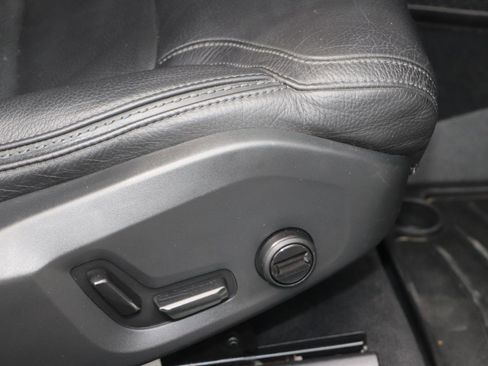 Used 2020 Volvo V90 T6 Cross Country AWD/4WD image 29