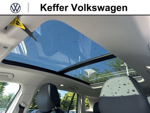 New 2026 Volkswagen Tiguan SE AWD/4WD image 26