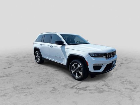 Certified 2024 Jeep Grand Cherokee Limited 4xe AWD/4WD image 2