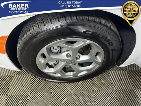 Used 2024 Chrysler Pacifica Limited image 34