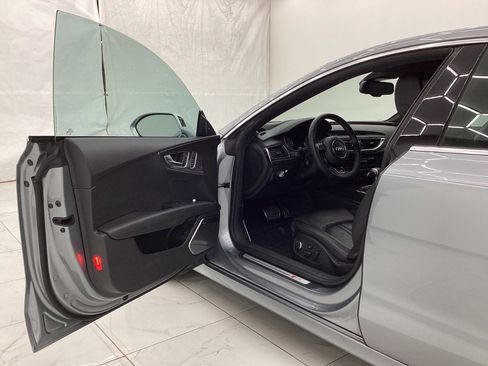 Used 2013 Audi S7 Prestige image 16