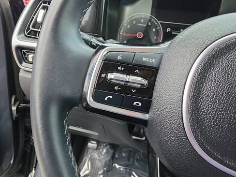 Used 2023 Kia Sorento S FWD image 23