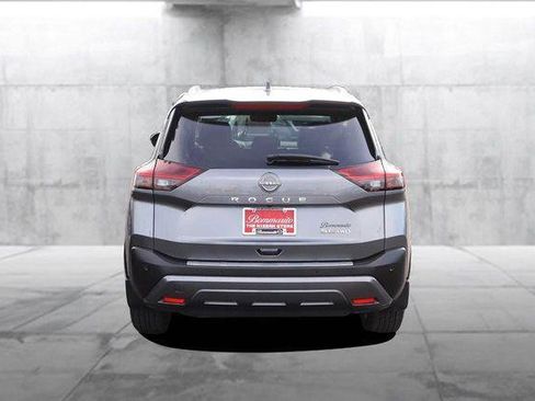 Used 2023 Nissan Rogue SL image 6