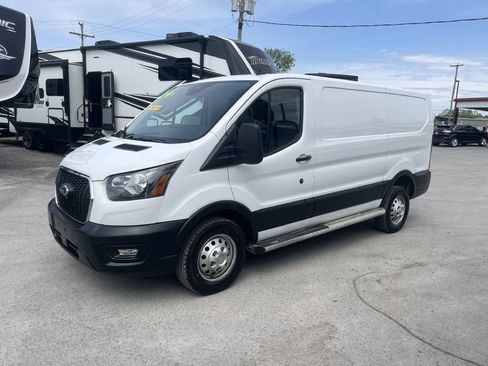 Used 2024 Ford Transit 250 Low Roof AWD w/ Exterior Upgrade Package image 5