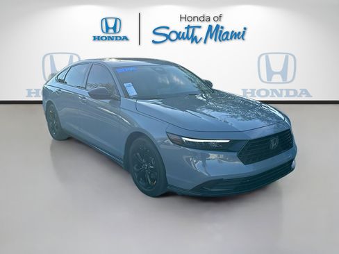 Certified 2025 Honda Accord SE image 1
