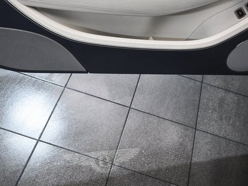 Used 2022 Bentley Continental GT image 11