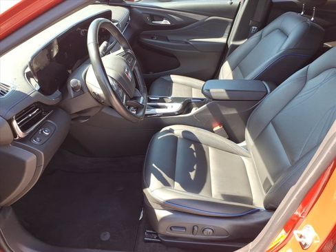 Used 2024 Buick Envista Sport Touring w/ Convenience I Package FWD image 12