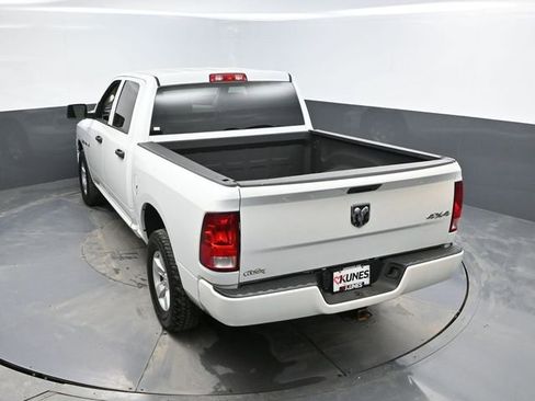 Used 2020 RAM 1500 Tradesman w/ Chrome Appearance Group image 35