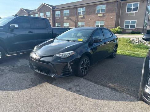 Used 2019 Toyota Corolla SE FWD image 1
