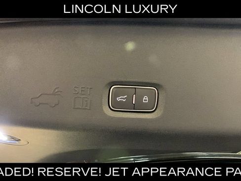 Used 2025 Lincoln Navigator Reserve w/ Jet Appearance Package AWD/4WD image 23