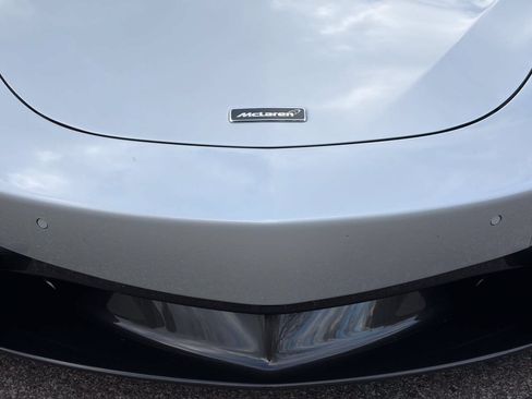Used 2017 McLaren 570S RWD image 21