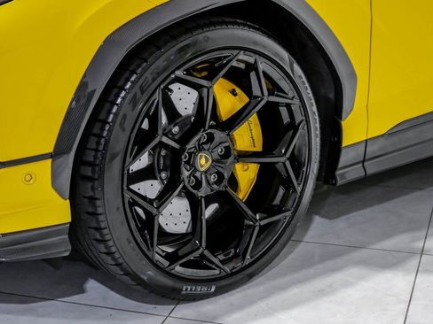 Used 2024 Lamborghini Urus Performante AWD/4WD image 69