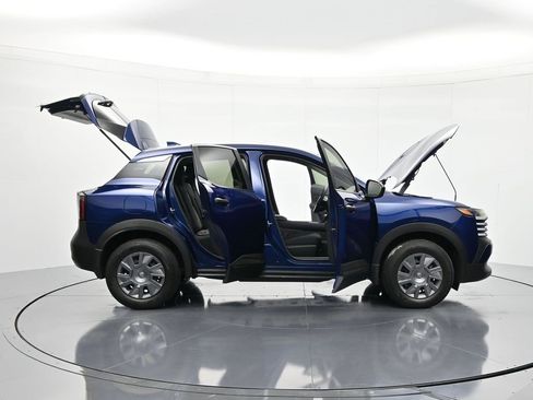 Certified 2025 Nissan Kicks S image 46