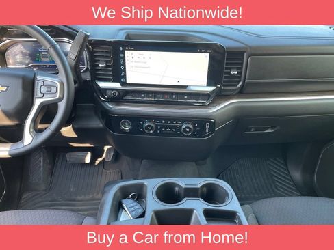 Used 2024 Chevrolet Silverado 1500 LT AWD/4WD image 11