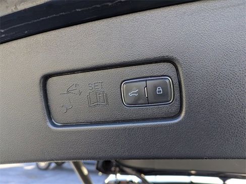 Used 2020 Lincoln Aviator Reserve w/ Equipment Group 201A image 14