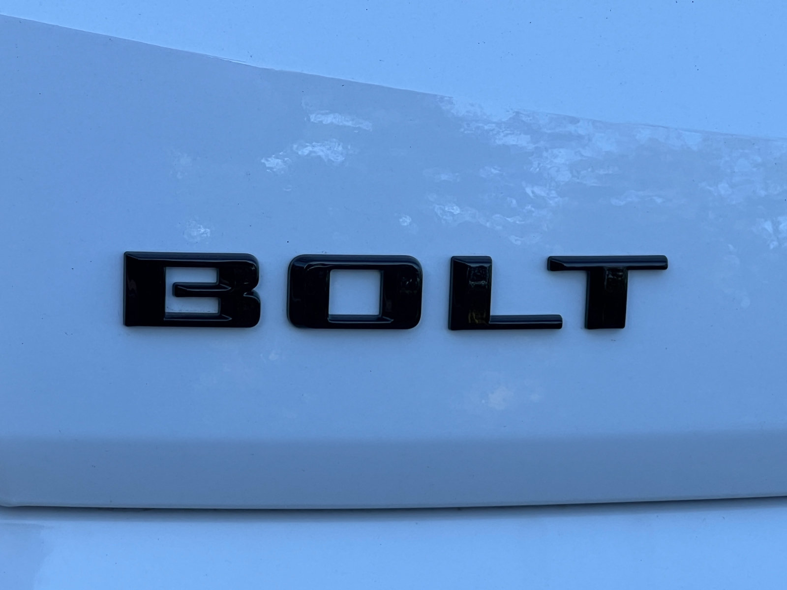 New 2027 Chevrolet Bolt LT w/ Comfort Package FWD image 36