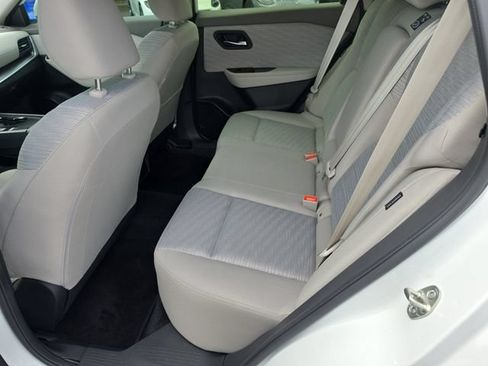 Certified 2023 Nissan Rogue SV FWD image 16