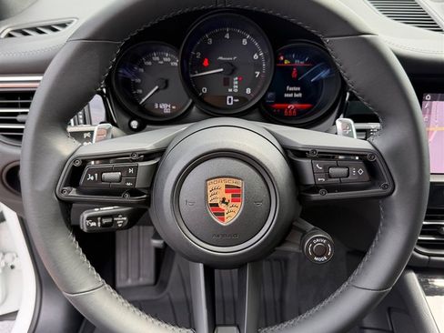 Used 2023 Porsche Macan Turbo AWD/4WD image 20
