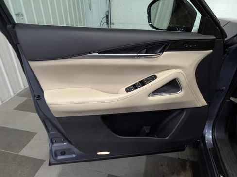 Used 2023 INFINITI QX60 Sensory w/ Vision Package AWD/4WD image 14