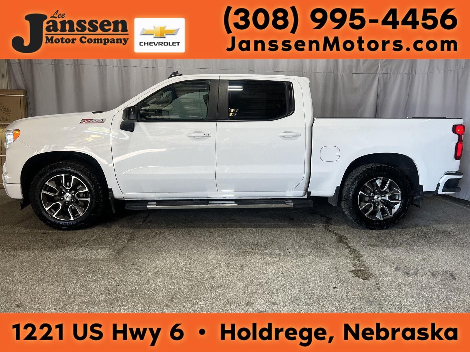 Used 2023 Chevrolet Silverado 1500 RST AWD/4WD image 1