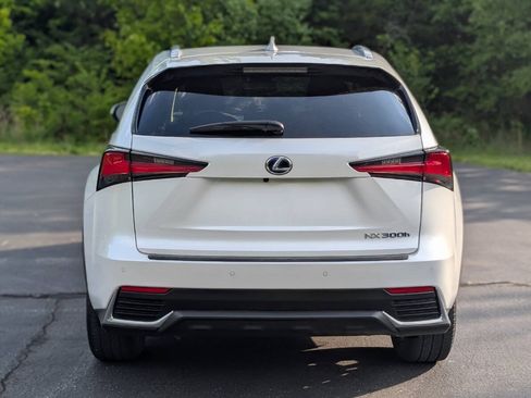 Used 2019 Lexus NX 300h AWD w/ Premium Package image 7