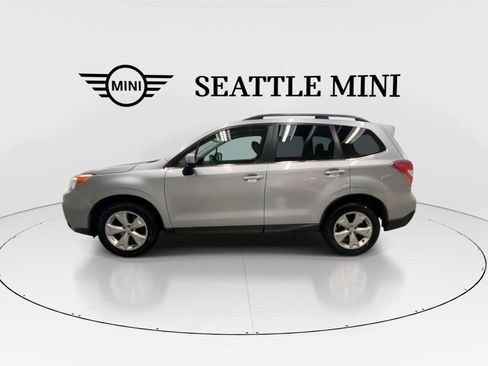 Used 2015 Subaru Forester 2.5i Limited AWD/4WD image 7