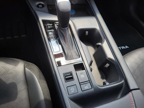 New 2027 Nissan Sentra SR w/ SR Premium Package FWD image 25