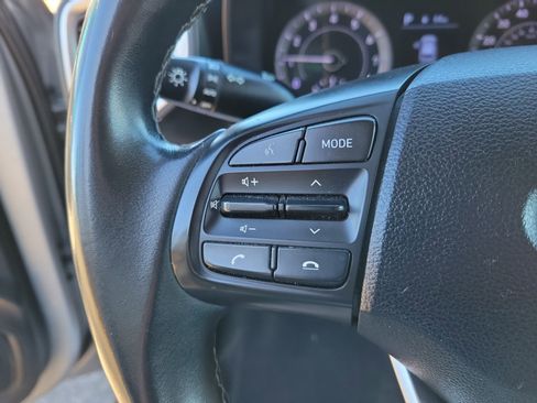 Used 2021 Hyundai Venue SEL image 13