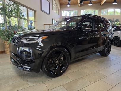 New 2026 Land Rover Discovery Dynamic SE