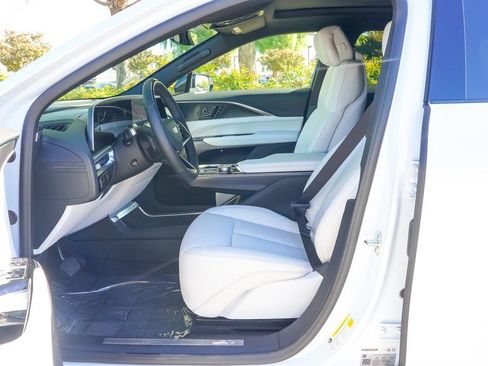 New 2026 Cadillac Lyriq Luxury image 13