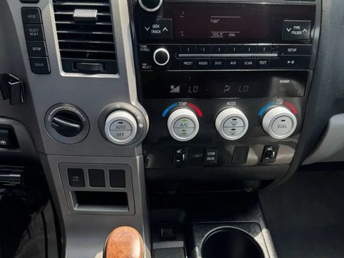 Used 2011 Toyota Tundra Limited AWD/4WD image 26