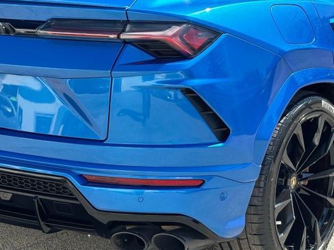 Used 2022 Lamborghini Urus image 5