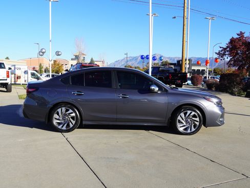 Used 2024 Subaru Legacy Touring XT image 9
