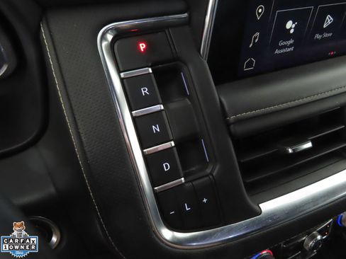Used 2024 GMC Yukon SLT AWD/4WD image 17