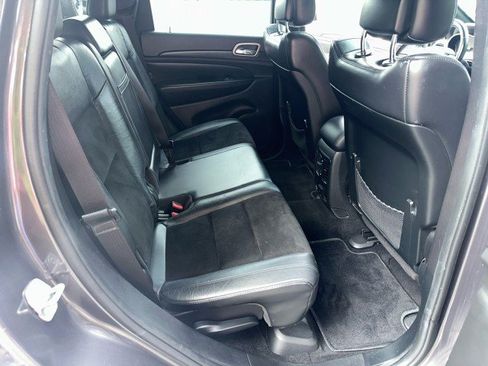 Used 2014 Jeep Grand Cherokee Altitude RWD image 19