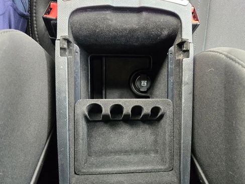 Used 2016 Dodge Charger SXT image 31