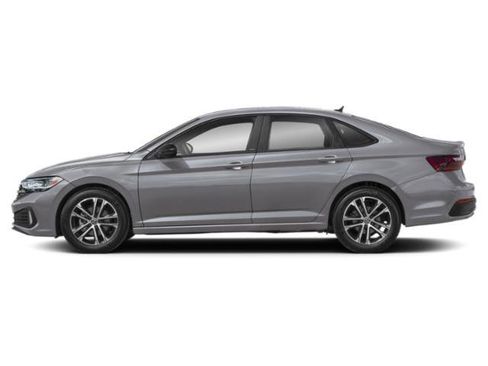 Used 2024 Volkswagen Jetta Sport FWD image 3