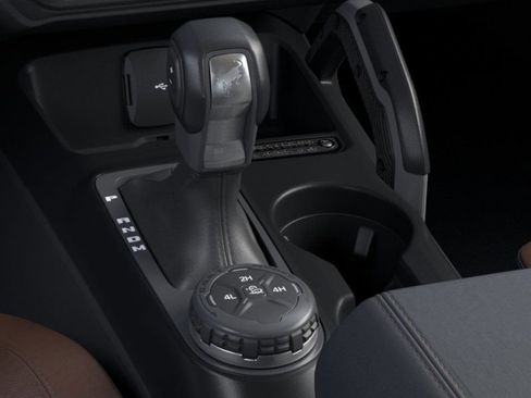 New 2024 Ford Bronco Outer Banks image 17