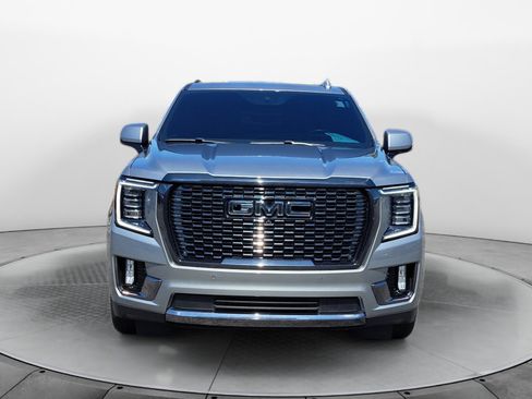 Used 2024 GMC Yukon Denali Ultimate AWD/4WD image 2