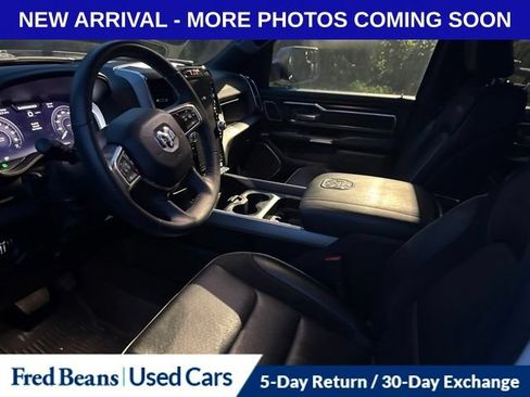 Used 2024 RAM 1500 Laramie AWD/4WD image 7