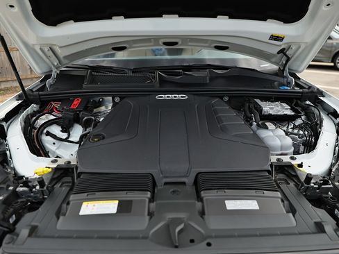 Used 2025 Audi Q7 2.0T Premium Plus AWD/4WD image 28