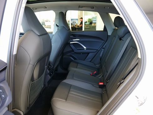 New 2025 Audi Q5 Premium Plus image 12