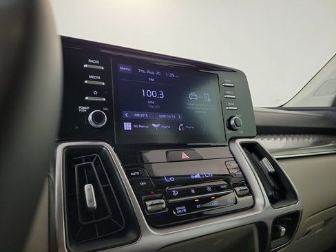 Used 2021 Kia Sorento S FWD image 21
