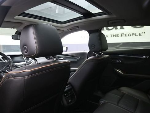 Used 2015 Chevrolet Impala LTZ image 24